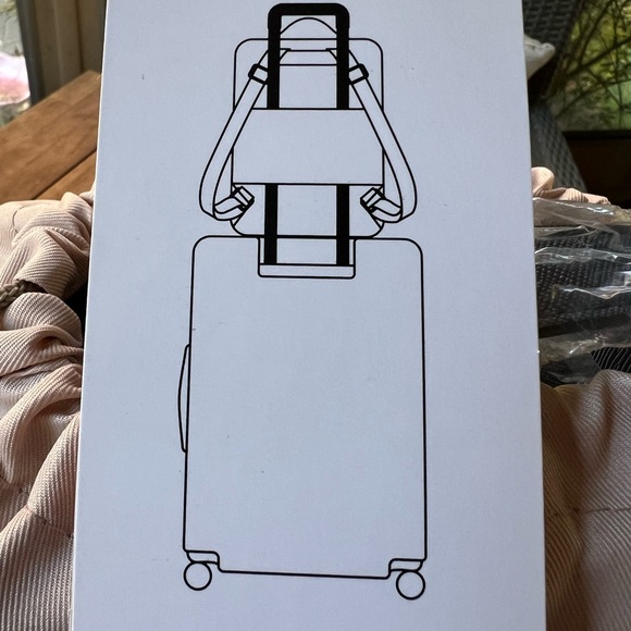 Kaya 15 inch laptop backpack in deep sea - Picture 7 of 8